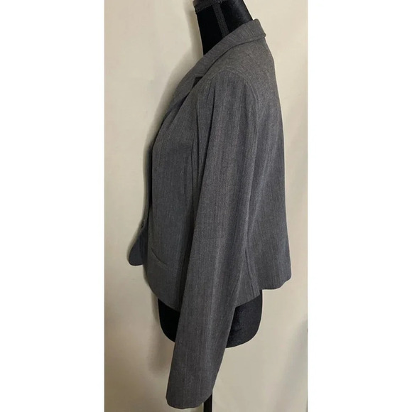 Lauren Ralph Lauren Grey Stripe Wool Blend Blazer Women‎ 12P 3 Buttons Business - Picture 4 of 7